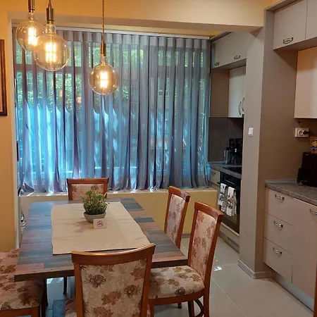 Lägenhet Dellux - Petra *