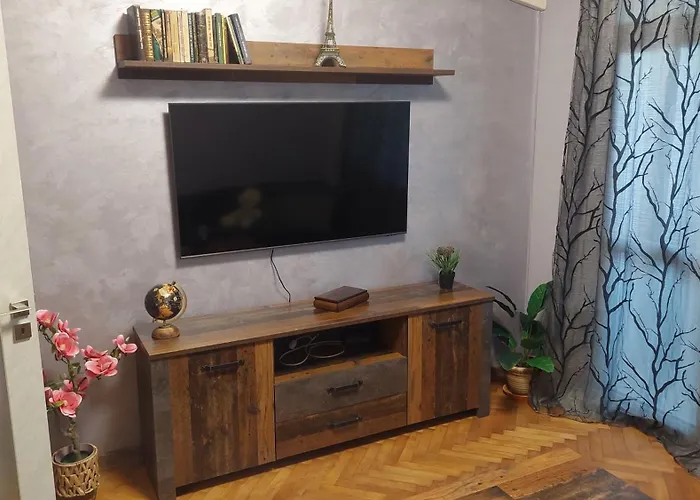 Dellux - Petra * Варна