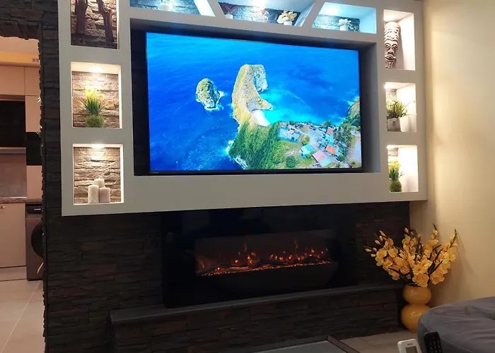 Dellux - Petra * Varna