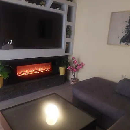Dellux - Petra Apartment Varna