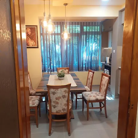 Dellux - Petra וארנה